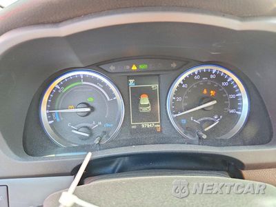 Zdjęcie 9 z 12 samochodu: 2019 TOYOTA HIGHLANDER HYBRID XLE VIN:5TDJGRFH0KS066923 - miniatura