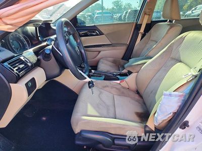 Zdjęcie 7 z 12 samochodu: 2016 HONDA ACCORD LX VIN:1HGCR2F35GA045568 - miniatura
