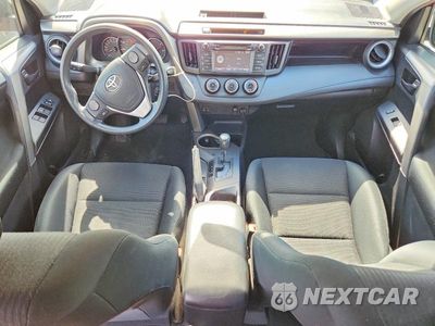 Zdjęcie 8 z 13 samochodu: 2016 TOYOTA RAV4 LE VIN:2T3BFREV8GW490788 - miniatura