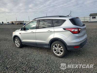 Drugie zdjęcie samochodu z przodu: 2018 FORD ESCAPE SE VIN:1FMCU9GD8JUA65943 - miniatura