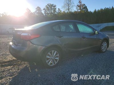 Trzecie zdjęcie samochodu z tyłu: 2014 KIA FORTE LX VIN:KNAFX4A69E5218798 - miniatura