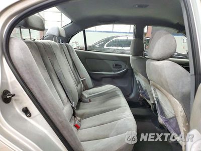 Zdjęcie 10 z 12 samochodu: 2004 HYUNDAI ELANTRA GLS VIN:KMHDN46DX4U755901 - miniatura