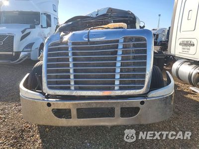 Piąte zdjęcie samochodu w środku: 2016 FREIGHTLINER CASCADIA 125 SEMI TRUCK VIN:1FUJGEBG2GLHA7060 - miniatura