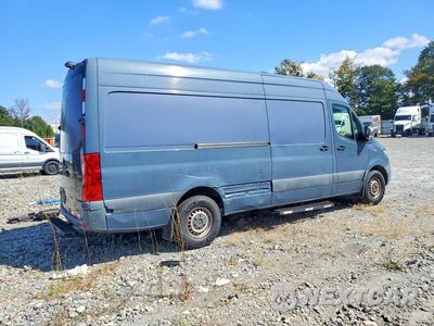 Trzecie zdjęcie samochodu z tyłu: 2019 MERCEDES-BENZ SPRINTER 2500/3500 DELIVERY VAN VIN:WD4PF1CD7KP151936 - miniatura