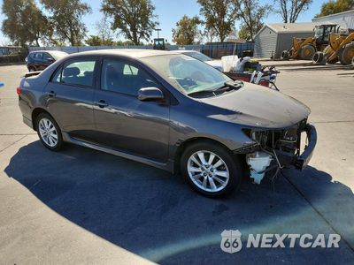 Czwarte zdjęcie samochodu z boku: 2009 TOYOTA COROLLA S VIN:1NXBU40E59Z137811 - miniatura
