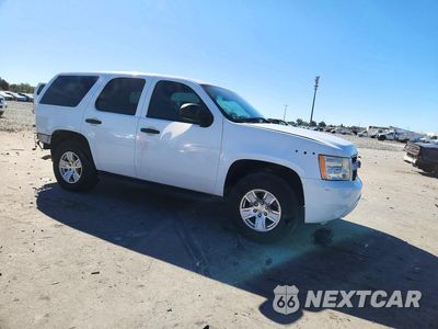 Czwarte zdjęcie samochodu z boku: 2010 CHEVROLET TAHOE C1500 LS VIN:1GNMCAE04AR262258 - miniatura