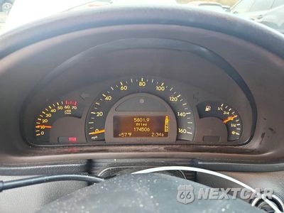 Zdjęcie 9 z 12 samochodu: 2004 MERCEDES-BENZ C 320 4MATIC VIN:WDBRF84JX4F531358 - miniatura
