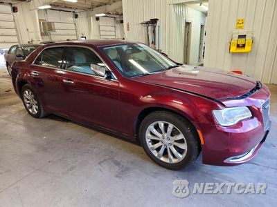 Czwarte zdjęcie samochodu z boku: 2018 CHRYSLER 300 LIMITED VIN:2C3CCAKG6JH240952 - miniatura