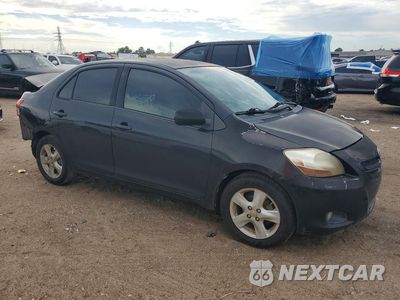 Czwarte zdjęcie samochodu z boku: 2008 TOYOTA YARIS BASE VIN:JTDBT923381248647 - miniatura