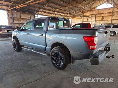 Drugie zdjęcie samochodu z przodu: 2017 NISSAN TITAN SV VIN:1N6AA1E53HN565446 - miniatura