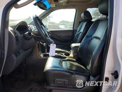 Zdjęcie 7 z 13 samochodu: 2005 NISSAN PATHFINDER XE VIN:5N1AR18W65C754840 - miniatura