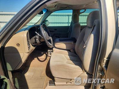 Zdjęcie 7 z 12 samochodu: 2005 CHEVROLET SILVERADO C1500 VIN:2GCEC13T751276454 - miniatura