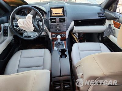 Zdjęcie 8 z 13 samochodu: 2011 MERCEDES-BENZ C 350 VIN:WDDGF5GB4BF527594 - miniatura