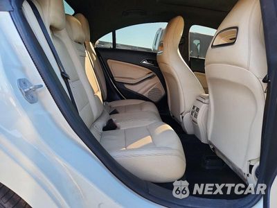 Zdjęcie 10 z 12 samochodu: 2016 MERCEDES-BENZ CLA 250 4MATIC VIN:WDDSJ4GBXGN351439 - miniatura