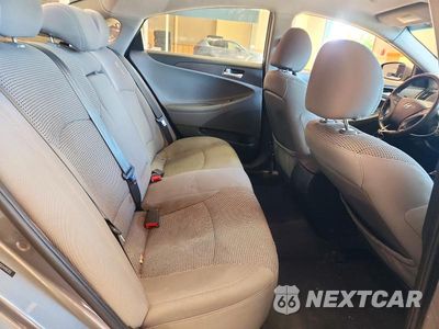 Zdjęcie 10 z 12 samochodu: 2012 HYUNDAI SONATA GLS VIN:5NPEB4ACXCH456305 - miniatura