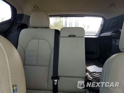 Zdjęcie 10 z 13 samochodu: 2022 VOLVO XC40 T4 MOMENTUM VIN:YV4AC2HK7N2780312 - miniatura