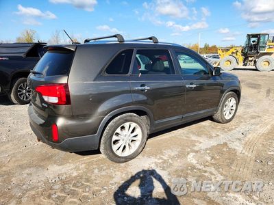 Trzecie zdjęcie samochodu z tyłu: 2015 KIA SORENTO EX VIN:5XYKU4A76FG590451 - miniatura