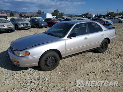 1996 TOYOTA CAMRY DX JT2BG12K9T0405327 - główne zdjęcie licytacji z USA - miniatura