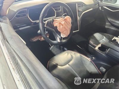 Zdjęcie 8 z 13 samochodu: 2013 TESLA MODEL S VIN:5YJSA1CP3DFP11770 - miniatura