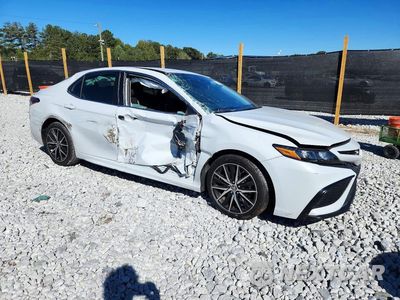 Czwarte zdjęcie samochodu z boku: 2023 TOYOTA CAMRY SE VIN:4T1G11AK4PU124286 - miniatura