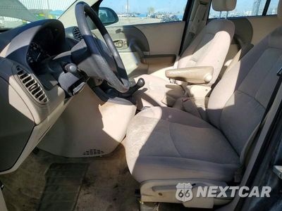 Zdjęcie 7 z 12 samochodu: 2003 SATURN VUE VIN:5GZCZ23D43S829707 - miniatura