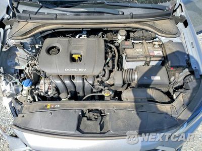 Zdjęcie 11 z 12 samochodu: 2017 HYUNDAI ELANTRA SE VIN:5NPD74LF0HH048908 - miniatura
