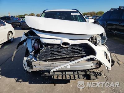 Piąte zdjęcie samochodu w środku: 2020 TOYOTA RAV4 XLE VIN:2T3W1RFV1LC045125 - miniatura