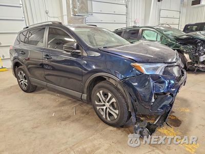 Czwarte zdjęcie samochodu z boku: 2018 TOYOTA RAV4 LE VIN:JTMZFREV6JJ734801 - miniatura
