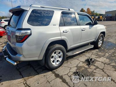 Trzecie zdjęcie samochodu z tyłu: 2015 TOYOTA 4RUNNER SR5 VIN:JTEBU5JR5F5260652 - miniatura