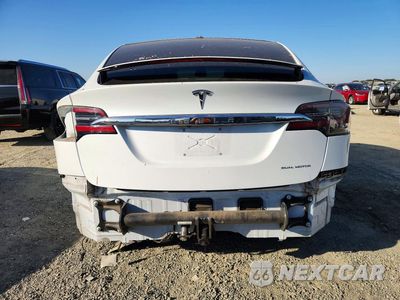 Zdjęcie 6 z 13 samochodu: 2020 TESLA MODEL X VIN:5YJXCBE23LF228852 - miniatura