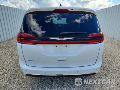 Zdjęcie 6 z 14 samochodu: 2024 CHRYSLER PACIFICA TOURING L VIN:2C4RC1BG7RR125045 - miniatura