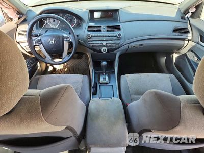 Zdjęcie 8 z 12 samochodu: 2008 HONDA ACCORD LX VIN:1HGCP263X8A046612 - miniatura