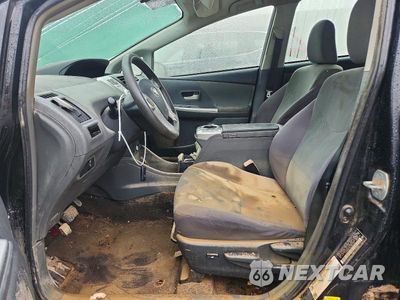 Zdjęcie 7 z 12 samochodu: 2014 TOYOTA PRIUS V THREE VIN:JTDZN3EU5EJ005122 - miniatura