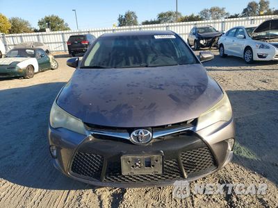 Piąte zdjęcie samochodu w środku: 2017 TOYOTA CAMRY SE VIN:4T1BF1FKXHU645406 - miniatura