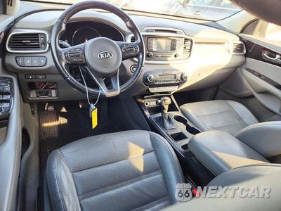Zdjęcie 8 z 13 samochodu: 2016 KIA SORENTO EX VIN:5XYPH4A58GG160771 - miniatura