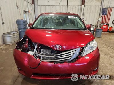 Piąte zdjęcie samochodu w środku: 2011 TOYOTA SIENNA XLE 8-PASSENGER VIN:5TDYK3DC0BS130332 - miniatura