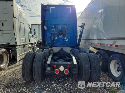 Zdjęcie 6 z 13 samochodu: 2021 FREIGHTLINER CASCADIA SEMI TRUCK VIN:3AKJHHDR2MSMA5116 - miniatura