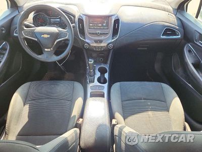 Zdjęcie 8 z 12 samochodu: 2016 CHEVROLET CRUZE LT VIN:1G1BE5SM8G7286682 - miniatura
