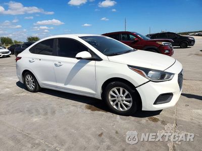 Czwarte zdjęcie samochodu z boku: 2018 HYUNDAI ACCENT SEL VIN:3KPC24A3XJE012303 - miniatura