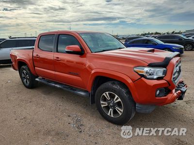 Czwarte zdjęcie samochodu z boku: 2016 TOYOTA TACOMA TRD SPORT VIN:5TFAZ5CN7GX020438 - miniatura