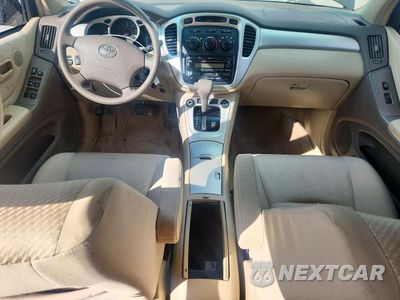 Zdjęcie 8 z 14 samochodu: 2007 TOYOTA HIGHLANDER BASE VIN:JTEGD21A070167048 - miniatura