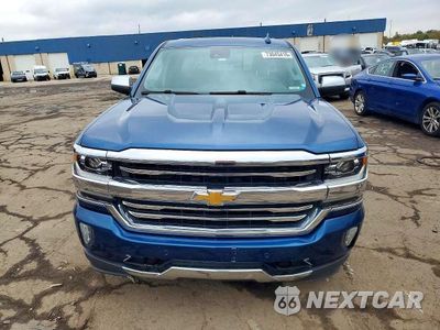 Piąte zdjęcie samochodu w środku: 2018 CHEVROLET SILVERADO K1500 HIGH COUNTRY VIN:3GCUKTEJ7JG138467 - miniatura