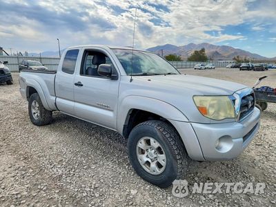 Czwarte zdjęcie samochodu z boku: 2006 TOYOTA TACOMA V6 VIN:5TEUU42N06Z302287 - miniatura