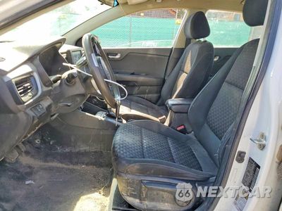Zdjęcie 7 z 12 samochodu: 2019 KIA RIO S VIN:3KPA24AB9KE233116 - miniatura