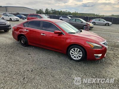 Czwarte zdjęcie samochodu z boku: 2014 NISSAN ALTIMA 2.5 VIN:1N4AL3AP6EC116789 - miniatura
