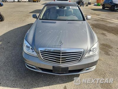 Piąte zdjęcie samochodu w środku: 2010 MERCEDES-BENZ S 550 VIN:WDDNG7BB0AA314273 - miniatura