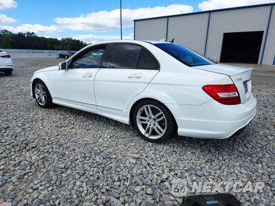 Drugie zdjęcie samochodu z przodu: 2013 MERCEDES-BENZ C 250 VIN:WDDGF4HB2DA830253 - miniatura