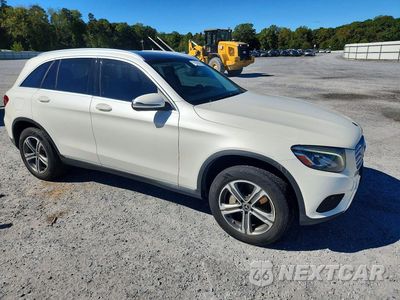 Czwarte zdjęcie samochodu z boku: 2018 MERCEDES-BENZ GLC 300 4MATIC VIN:WDC0G4KB2JV091109 - miniatura