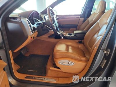 Zdjęcie 7 z 12 samochodu: 2012 PORSCHE CAYENNE S VIN:WP1AB2A2XCLA40193 - miniatura