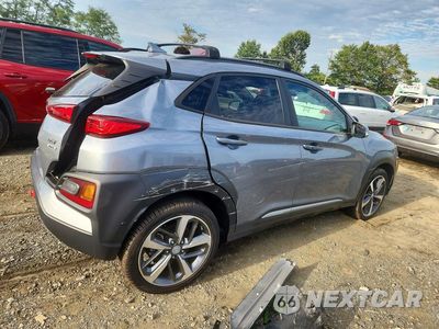 Trzecie zdjęcie samochodu z tyłu: 2021 HYUNDAI KONA LIMITED VIN:KM8K3CA51MU675846 - miniatura